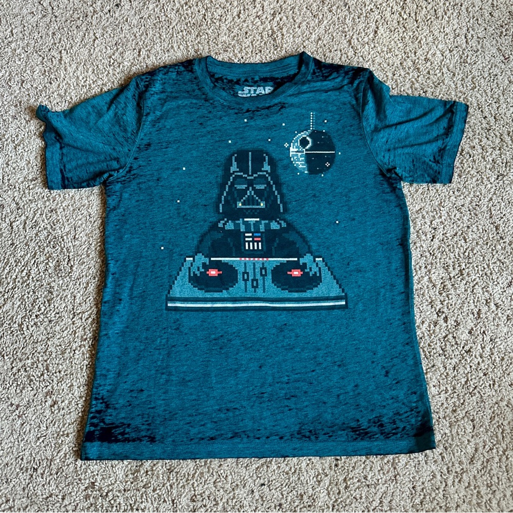Star Wars Teal Pixelated DJ Darth Vader Tee